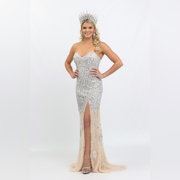 Jovani Crystal embellished Dress - Picture 3 of 16